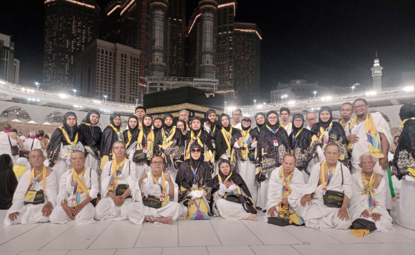 Biro Perjalanan Haji dan Umroh Terbaik: Membimbing Perjalanan Ibadah yang Berkesan